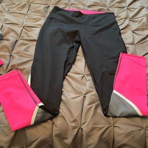 Victoria’s Secret Sport leggings size medium